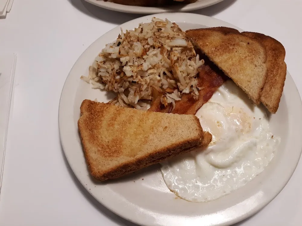 2 Egg Wheat Toast Bacon and Hash Browns