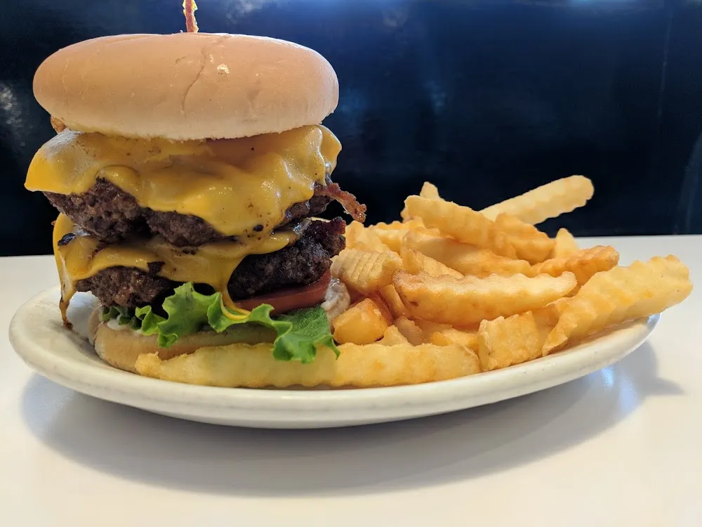 Bacon Cheeseburger with Fries
